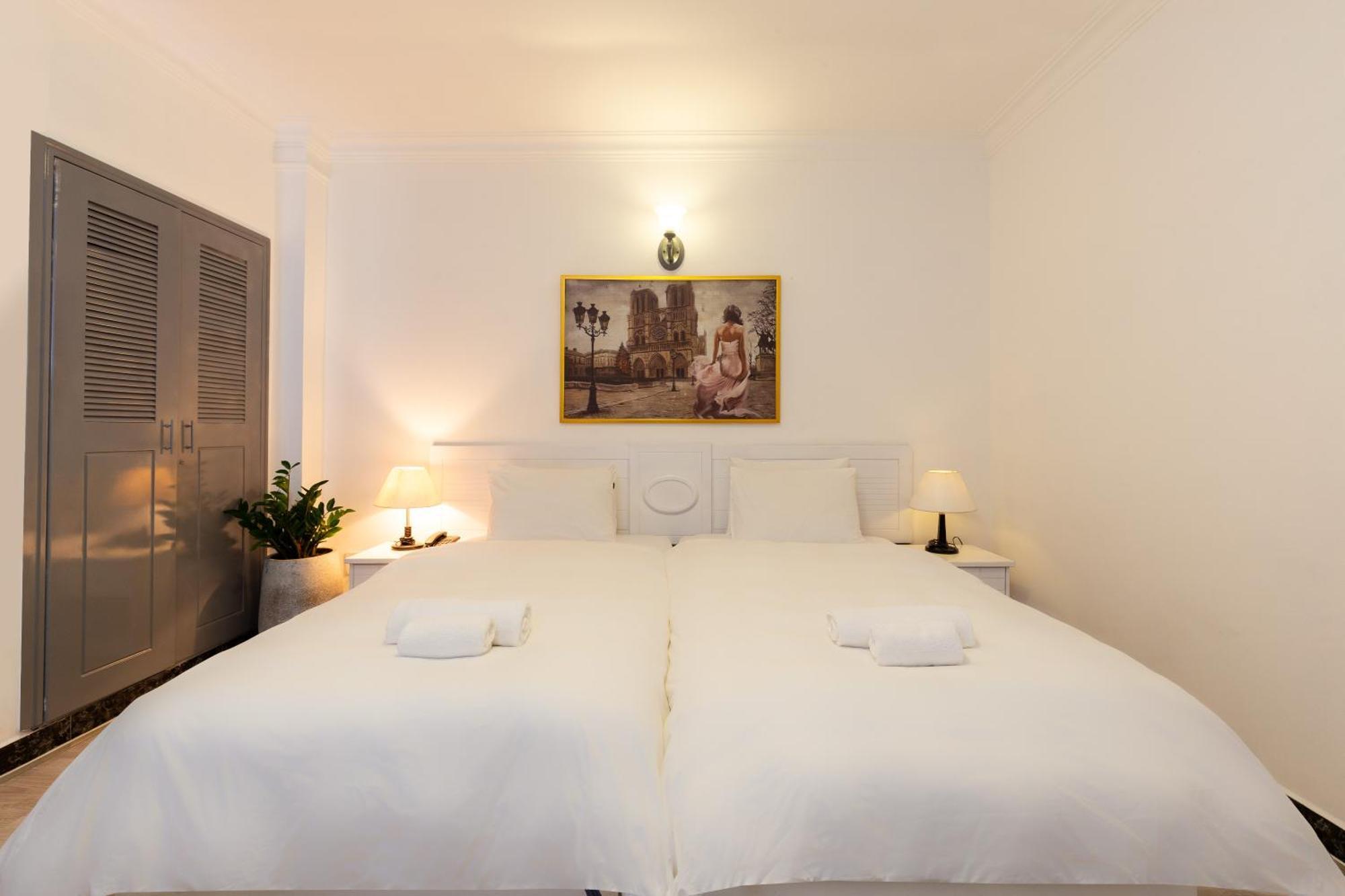 Centara Hostel Хошимин Экстерьер фото