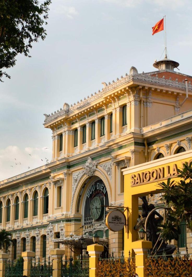 Centara Hostel Хошимин Экстерьер фото